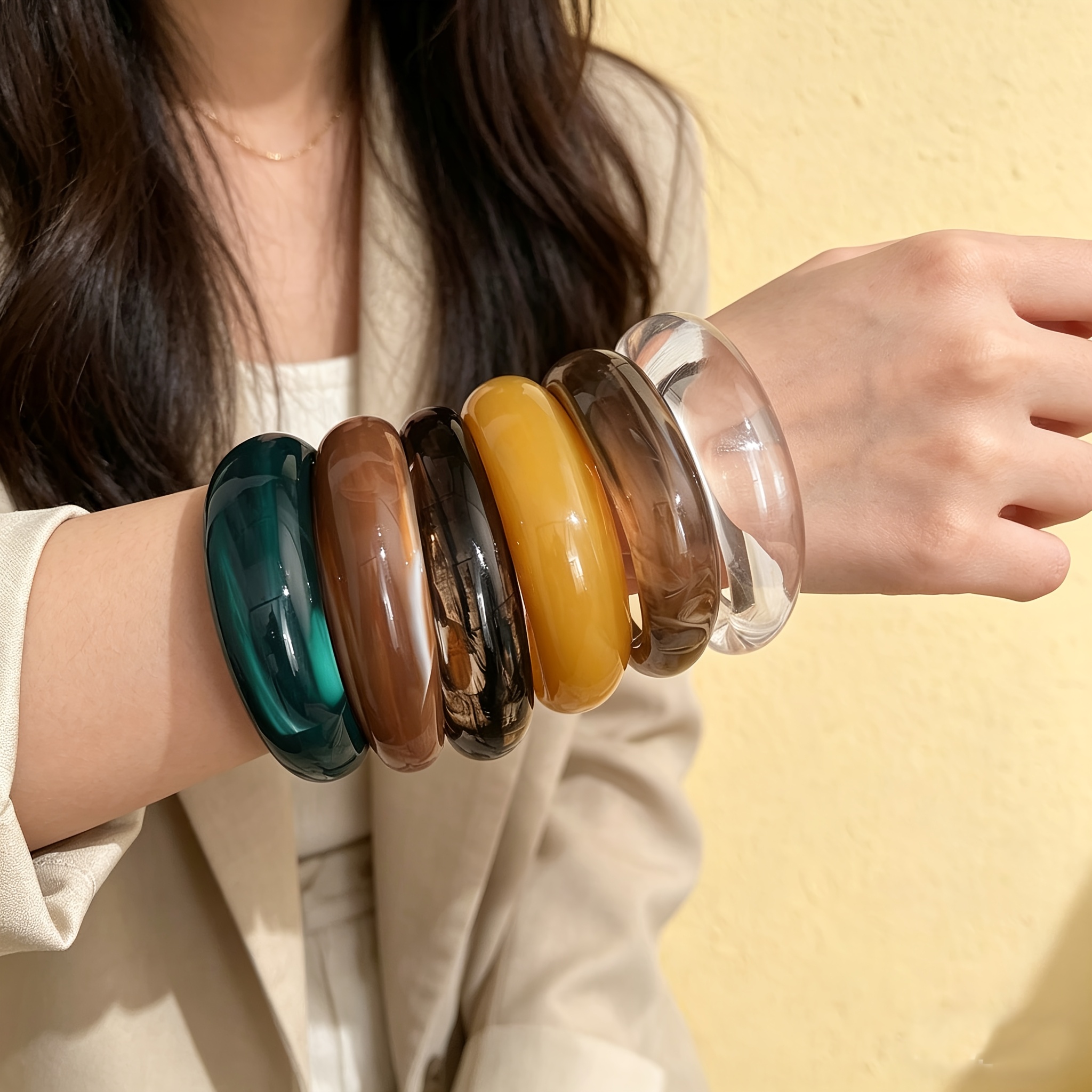 Vintage Resin Open Cuff Bangle for Women, Retro Style